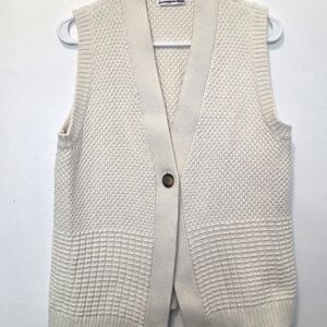 Top Sleeveless Crochet Vest With Cotton Button SzM